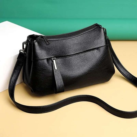 Women Crossbody Artificial Leather Bag ( black colour )