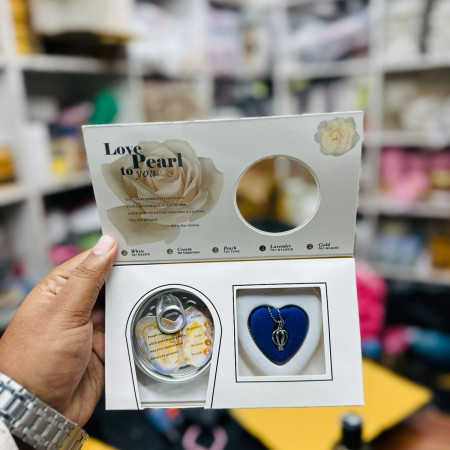 Love Pearl Necklace Box
