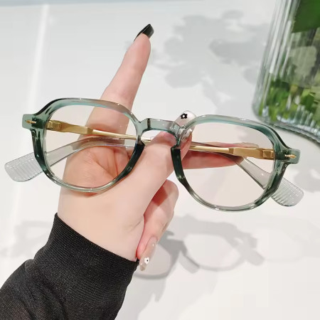 Retro Men Women Rivet Square Frame Ultraviolet Protection Sun Glasses - clear grey tea